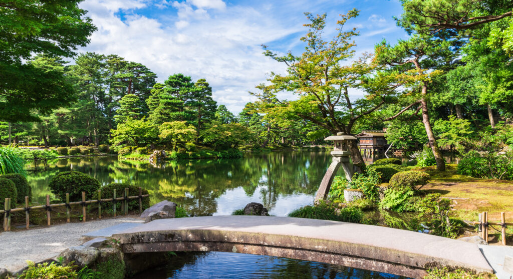 兼六園だけじゃない！「美術の小径・緑の小径」で自然を感じる金沢散歩
